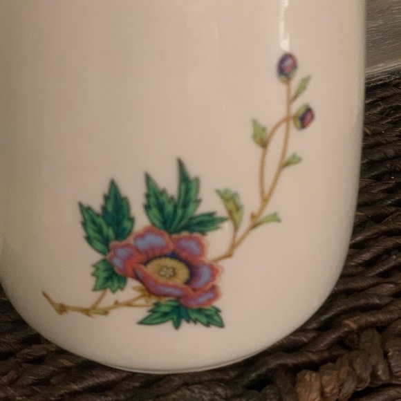 Ceramic Floral Tea Pitcher - Picture 7 of 10